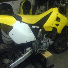 Suzuki rm 125