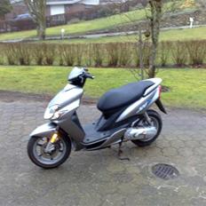 Yamaha jog r  (solgt)