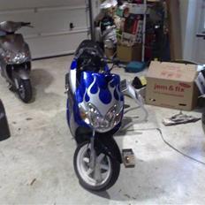 Yamaha jog r (solgt)