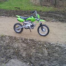 MiniBike crosser - SOLGT 2000,-