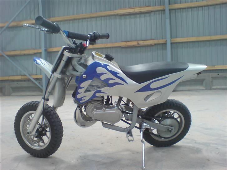 Yamaha aerox ( solgt ) - TILSALG 200 kr. kan ikke kører billede 9