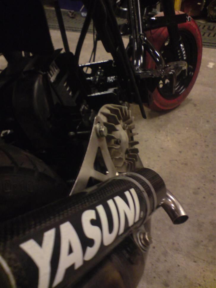 MBK Booster ~BYTTET~  - - mangler blæser skjold og grisetrynen* billede 11