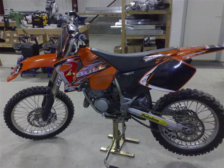 KTM 125 ccm  SOLGT! billede 1