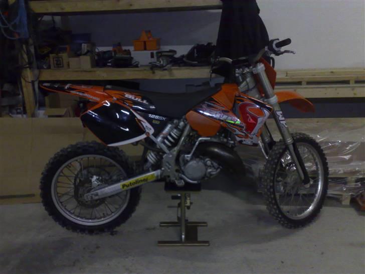 KTM 125 ccm  SOLGT! billede 2