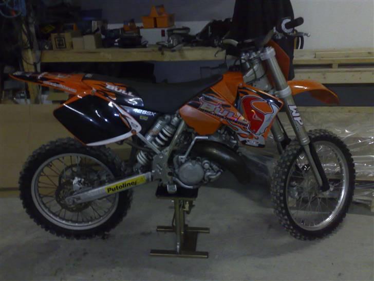 KTM 125 ccm  SOLGT! billede 3