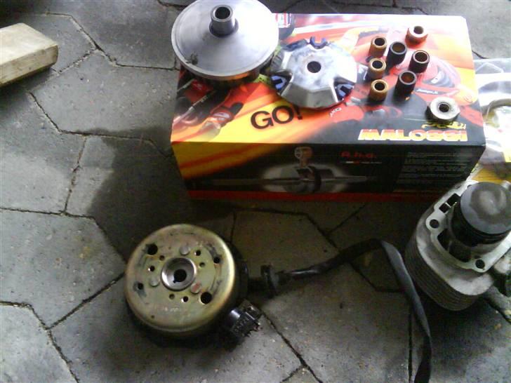 Yamaha Neos  SOLGT - ved at skifte krumtap og membran billede 12