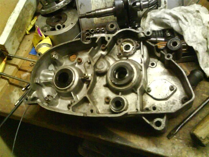 Suzuki K50 - Solgt - da jeg var igang med at renovere motoren helt billede 6