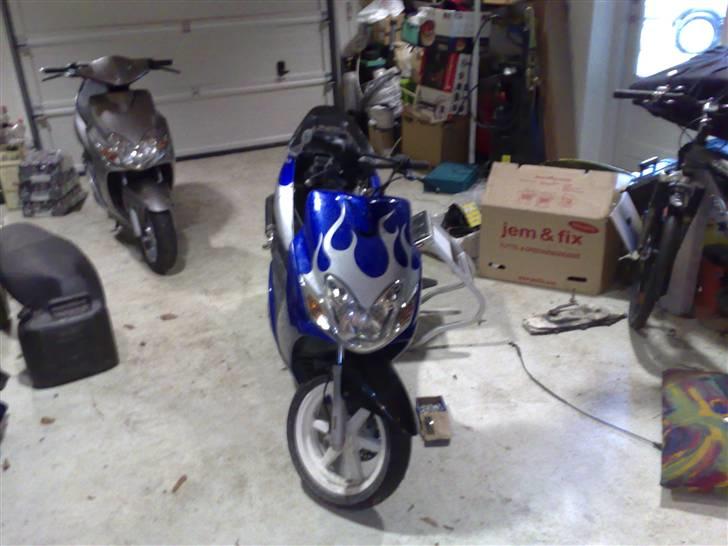 Yamaha jog r (solgt) billede 1