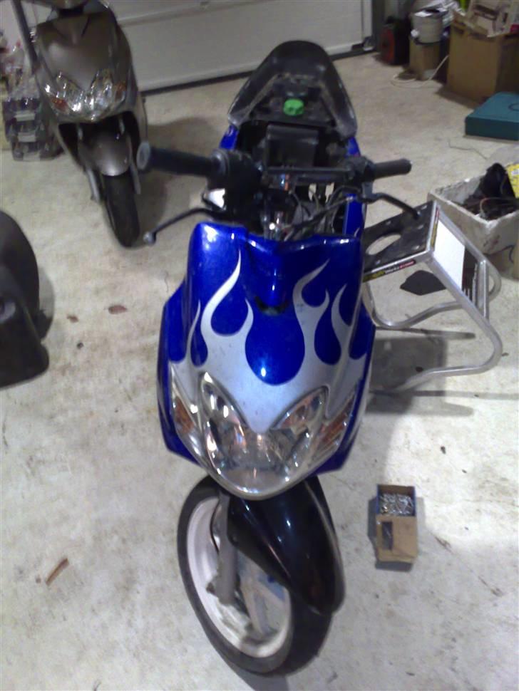 Yamaha jog r (solgt) billede 2