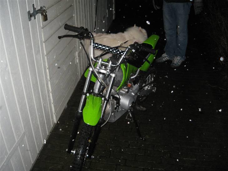 MiniBike crosser - SOLGT 2000,- billede 1