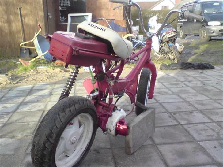 Suzuki fz 50 / cpi evo SOLGT billede 3