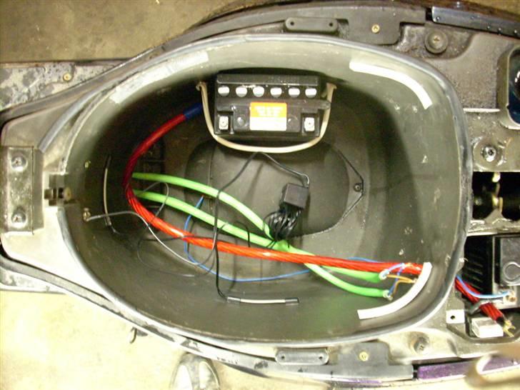 Piaggio typhoon kameleons farve billede 2