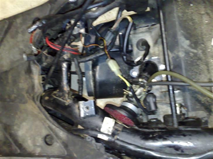 Yamaha jog r (solgt) billede 9