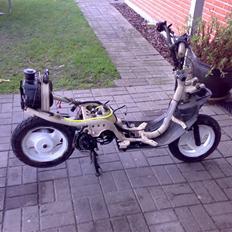 Yamaha jog as Solgt  10500 Kr