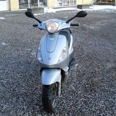 Piaggio FLY 70cc 