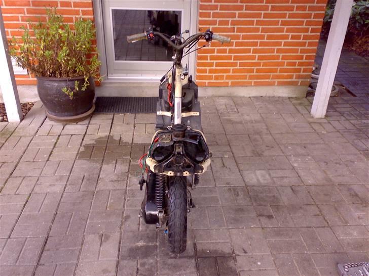 Yamaha jog as Solgt  10500 Kr billede 4