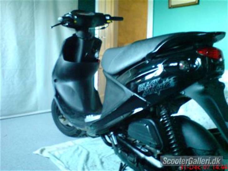 PGO Black magic billede 4