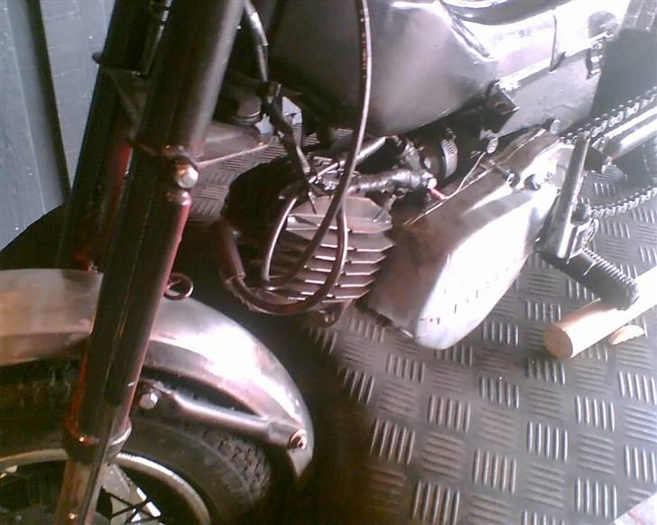 Tomos karilli project SOLGT billede 3