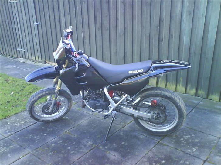 Suzuki Smx (gamle skjolde)  billede 1