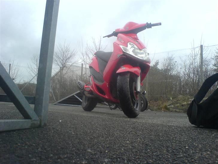 Yamaha jog R << byttet >> billede 4