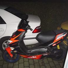 Aprilia sr 50 ditech ( til salg )