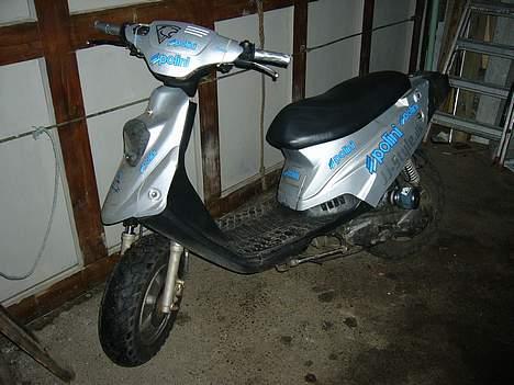 PGO hot 50 total skadet billede 4