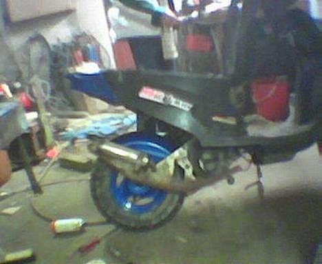 PGO Hot 50 solgt - som den stå nu :P er blevet mallet :P billede 8