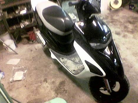 Honda sfx solgt - Sådan ser den ud efter maleren....! billede 1