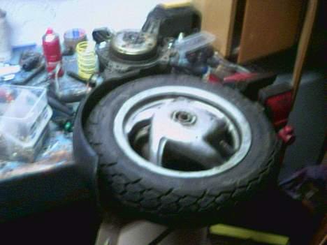 Piaggio Zip [Vinter Projekt] - Min nye blok + grats bagfælg, umuligt at få det af næsten! billede 5