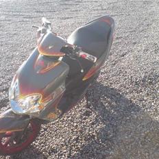 Yamaha Jog R Airbrush *Solgt*