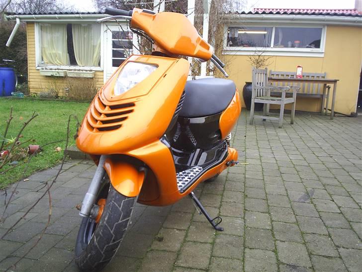 Aprilia Sonic SOLGT!! billede 5