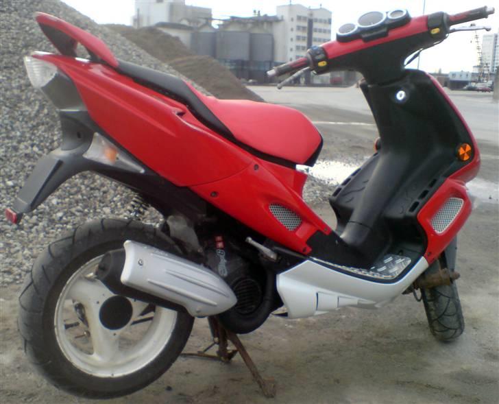 Peugeot Speedfight 2 SOLGT billede 3