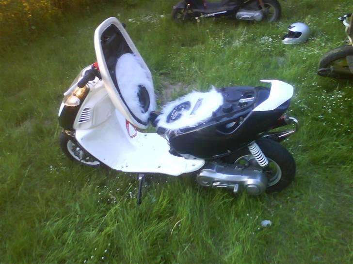 Aprilia sonic - min dejlige sonic AC ;D  billede 1