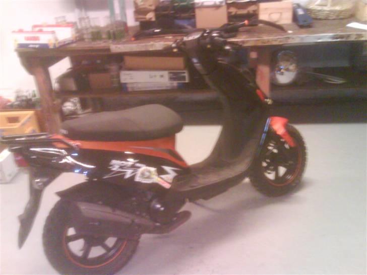 PGO Hot 50  //SOLGT 7.3KG// billede 1