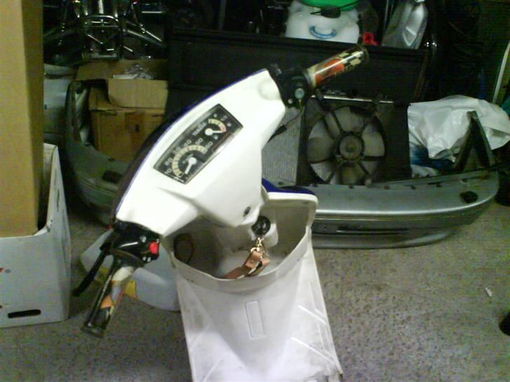 Yamaha jog solgt billede 3