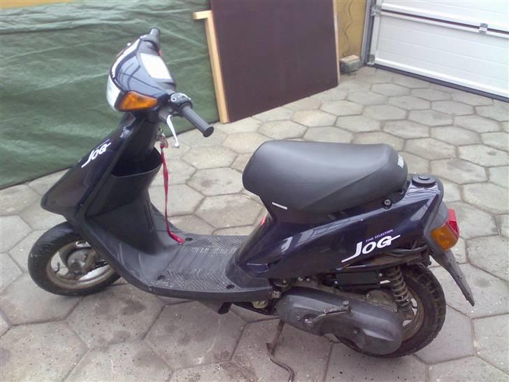Yamaha Jog FS^ - SOLGT - Mangler sidedæksel.. Har bare ikk lige fået sat det på. :) billede 11