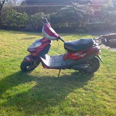 Adly Silverfox, Solgt