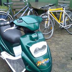 PGO Hot 50 "Projekt" SOLGT*