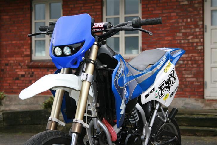 Suzuki Smx ->blå<- [TST] SOLGT;( - der er kommet nyt sæde fælge/dæk og tankskjolde på  billede 19