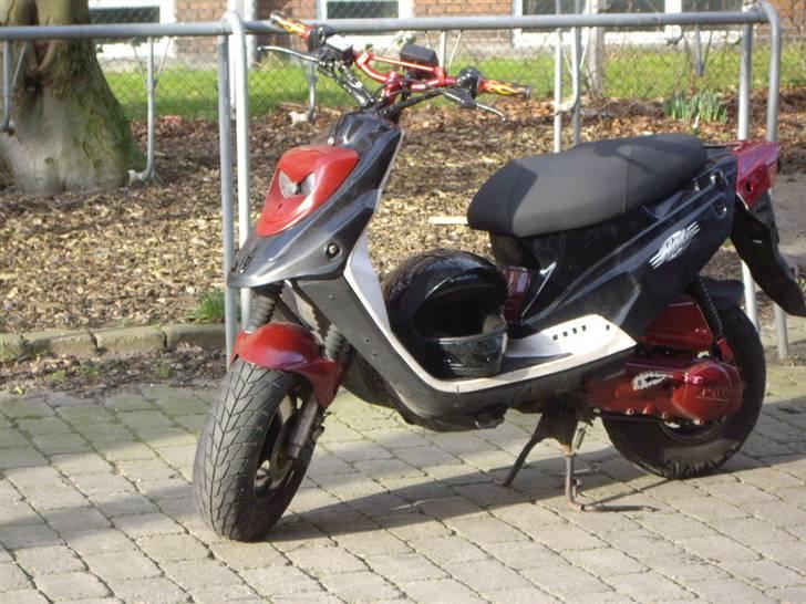 PGO hot 50  billede 3