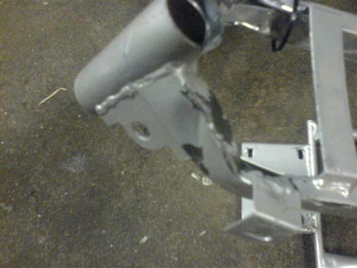 MiniBike 49 cc luftkølet - stellet (det knækkede ikke. men kunne SLET ik køre med det, se evt andre billeder senere... billede 8