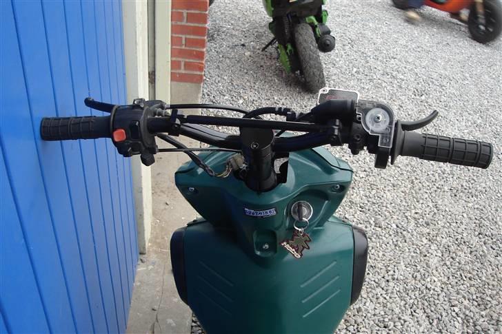 Yamaha slider SOLGT billede 7