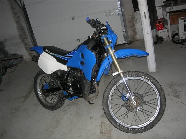 Suzuki Rmx SOLGT billede 1