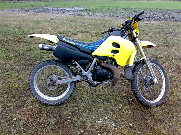 Suzuki Rmx SOLGT -    FØR  billede 2