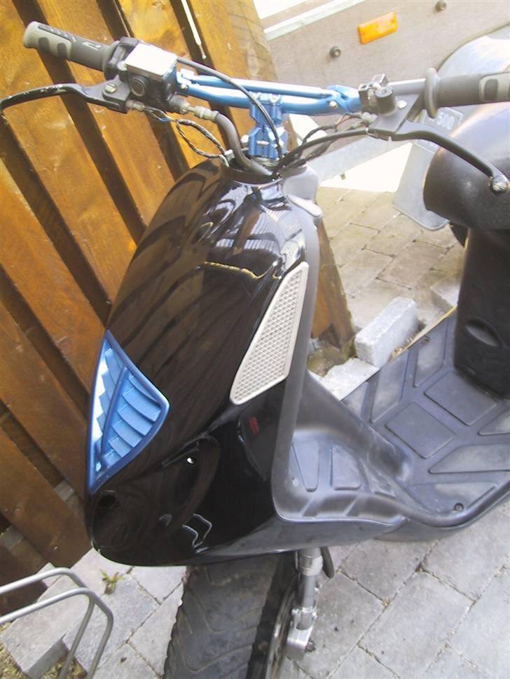 Piaggio Nrg Mc3 - Nyt styr - Nyt frontskjold , Efter renovering :D billede 6