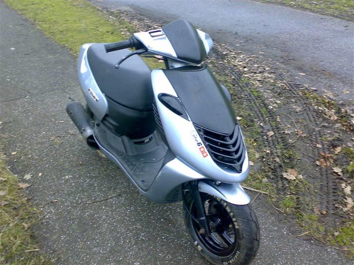 Aprilia Sonic Solgt - Mellisa billede 1