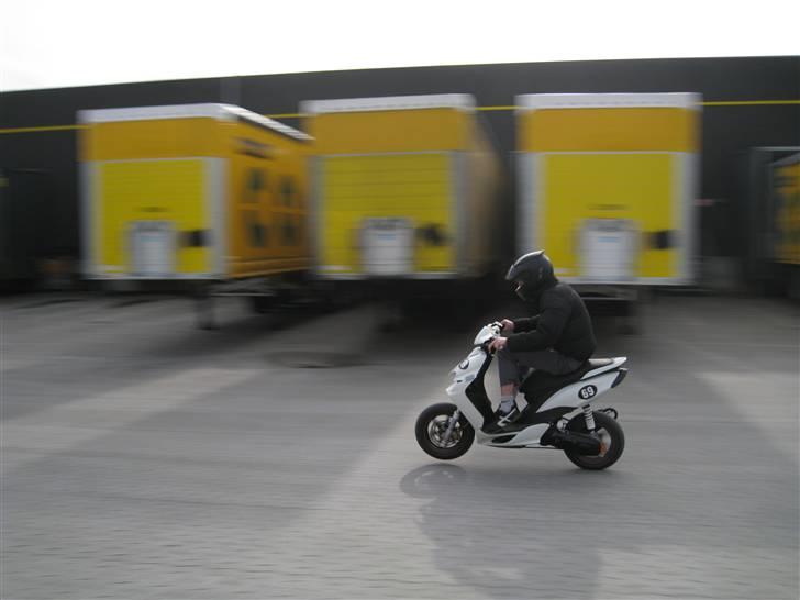 Yamaha Jog RR Solgt billede 17