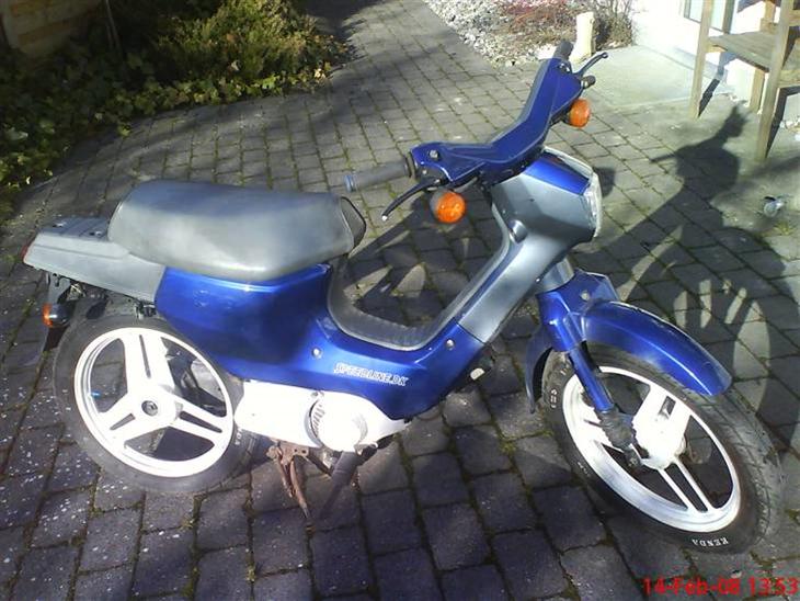 {{currentPhoto.altText}} billede {{currentPhoto.number}}