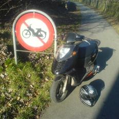 Aprilia Sonic Solgt.