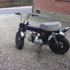 Honda Dax St 50 